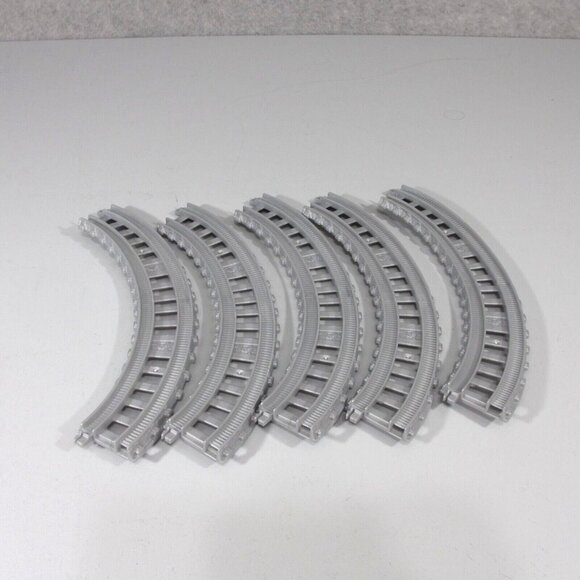 5 Thomas TrackMaster Super Station Track Curve EL Replacement Parts Gray - Picture 1 of 3